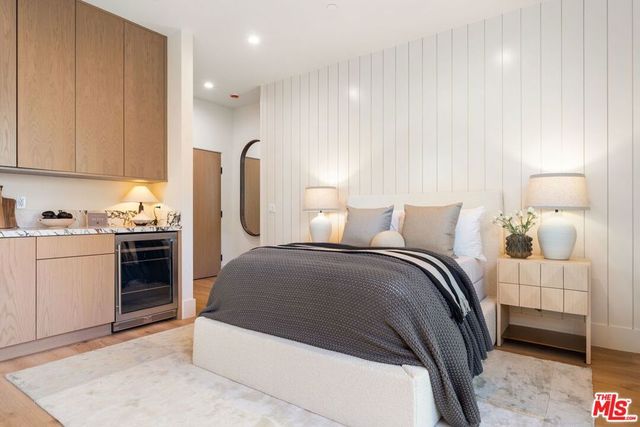 11500 Kingsland Street, Los Angeles, CA 90066