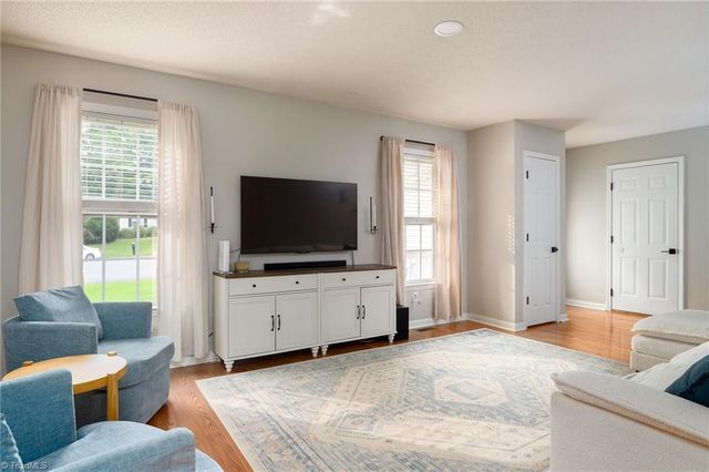 23 Braxton Lane, Thomasville, NC 27360
