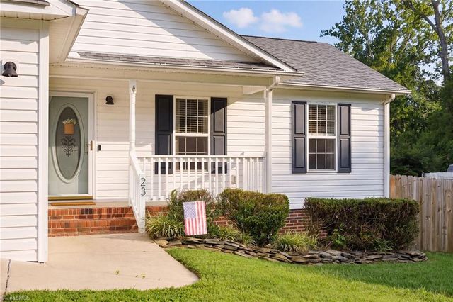 23 Braxton Lane, Thomasville, NC 27360