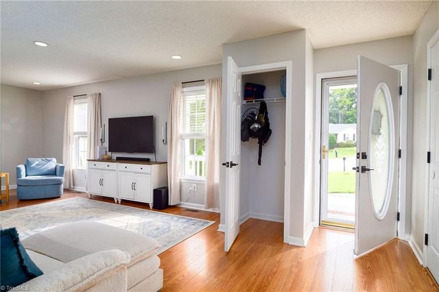 23 Braxton Lane, Thomasville, NC 27360