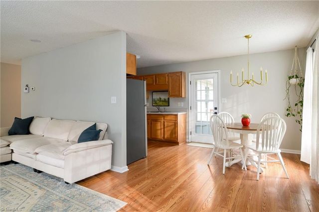23 Braxton Lane, Thomasville, NC 27360