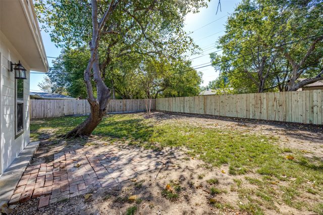 1800 W Mcgee Street, Sherman, TX 75092