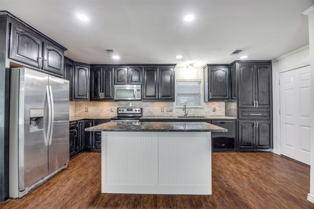 1800 W Mcgee Street, Sherman, TX 75092