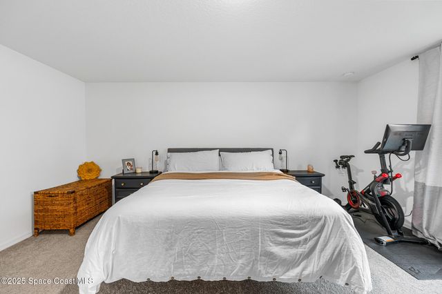 324 Alminar Avenue SE, Palm Bay, FL 32909