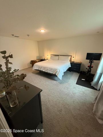 324 Alminar Avenue SE, Palm Bay, FL 32909