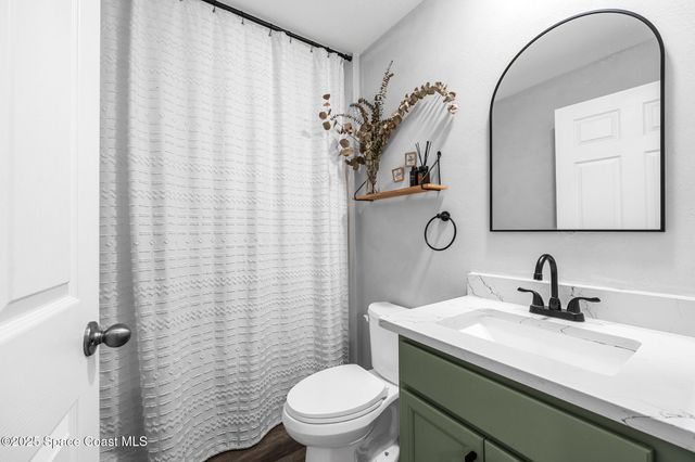 324 Alminar Avenue SE, Palm Bay, FL 32909