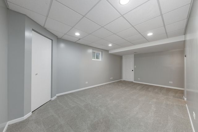 1221 Monmouth Drive, Lemont, IL 60439
