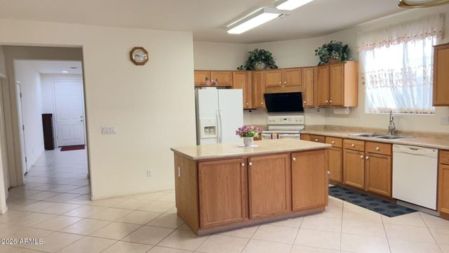 3860 E BATTALA Avenue, Gilbert, AZ 85297