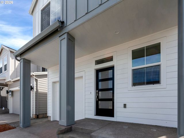 17487 Sw Grand Ave, Tigard, OR 97140