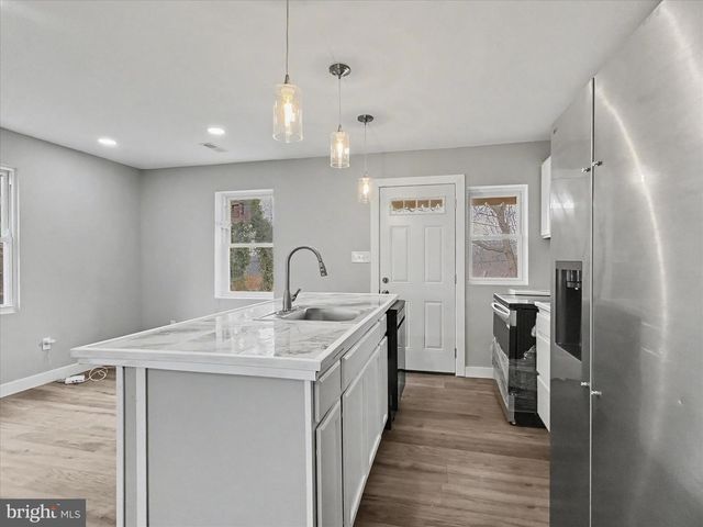 3712 BOWERS AVE, Baltimore, MD 21207