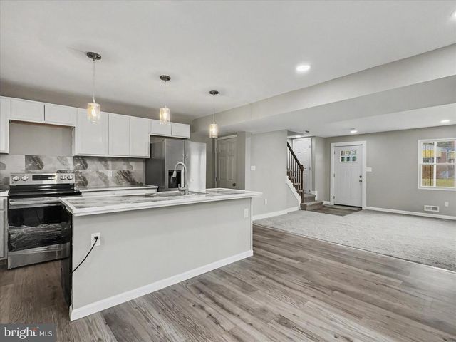 3712 BOWERS AVE, Baltimore, MD 21207