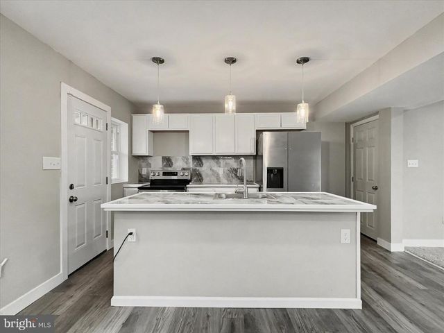 3712 BOWERS AVE, Baltimore, MD 21207