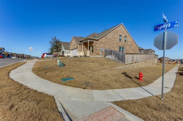 152 Papaya DR, Buda, TX 78610
