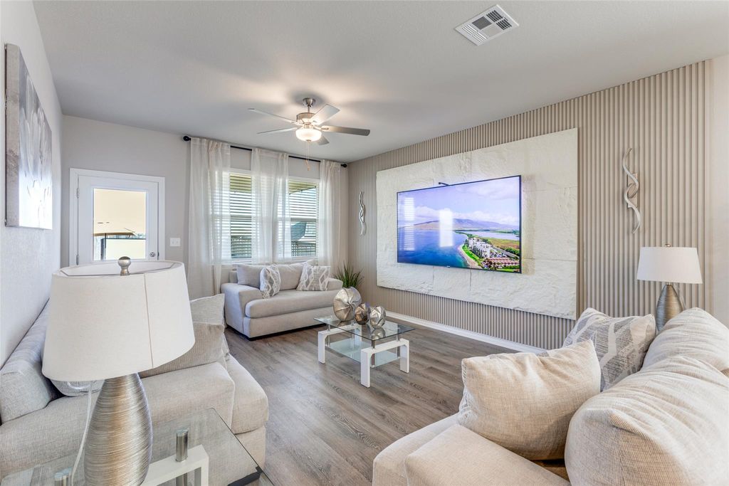 152 Papaya DR, Buda, TX 78610