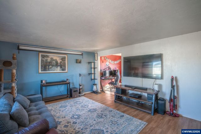 3140 Lyon St SW, Albany, OR 97322