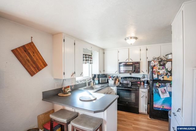 3140 Lyon St SW, Albany, OR 97322