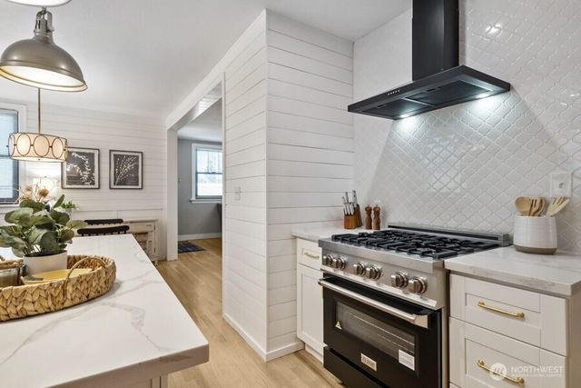 437 Main Street, Buckley, WA 98321