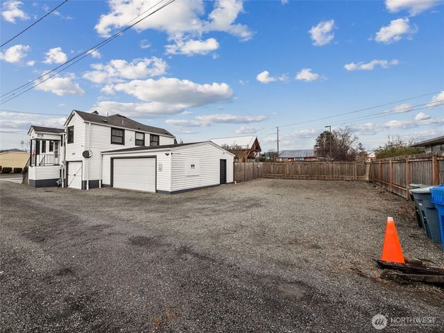 437 Main Street, Buckley, WA 98321