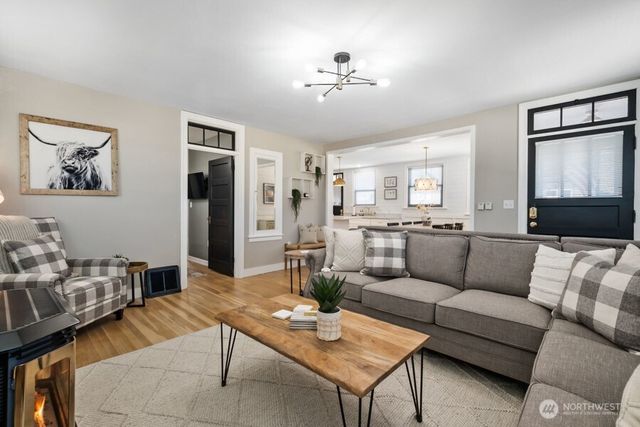 437 Main Street, Buckley, WA 98321