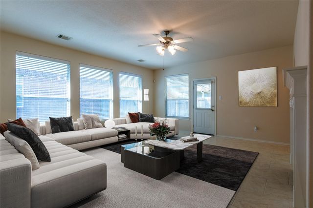 8938 Headstall Drive, Tomball, TX 77375