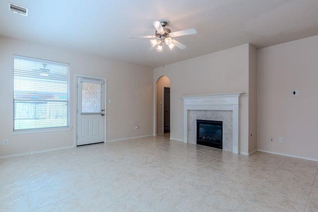 8938 Headstall Drive, Tomball, TX 77375