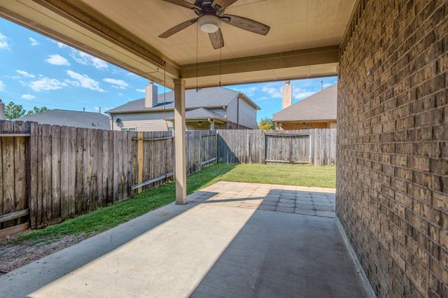 8938 Headstall Drive, Tomball, TX 77375