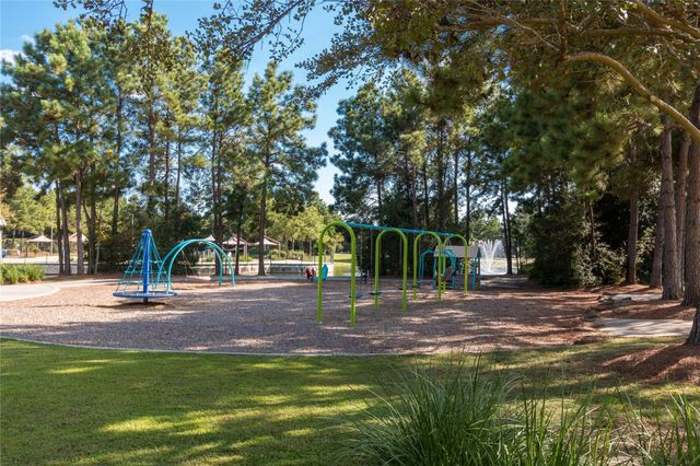 8938 Headstall Drive, Tomball, TX 77375