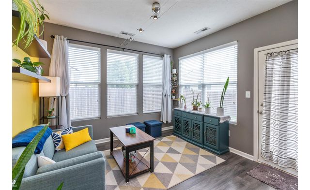 15206 High Timber Lane, Noblesville, IN 46060