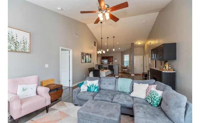 15206 High Timber Lane, Noblesville, IN 46060