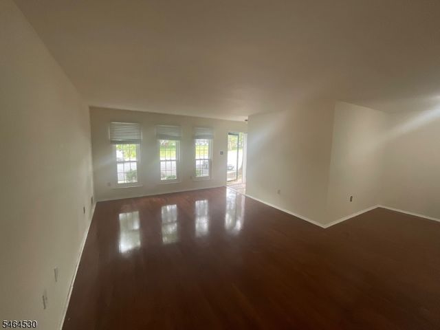 106 Amethyst Way, Franklin Twp., NJ 08823
