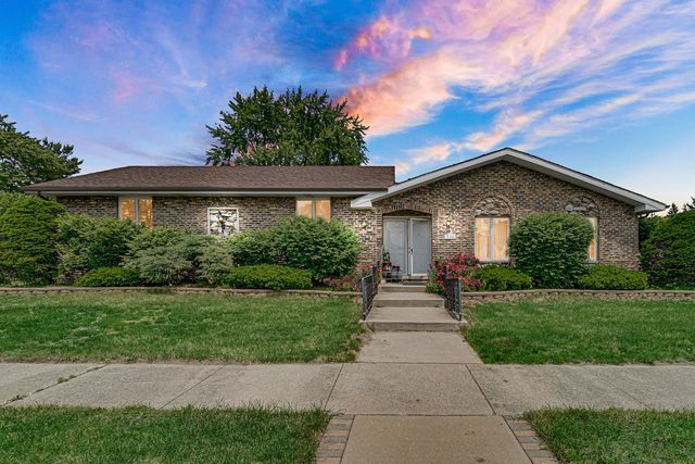 324 E 173rd Place, South Holland, IL 60473
