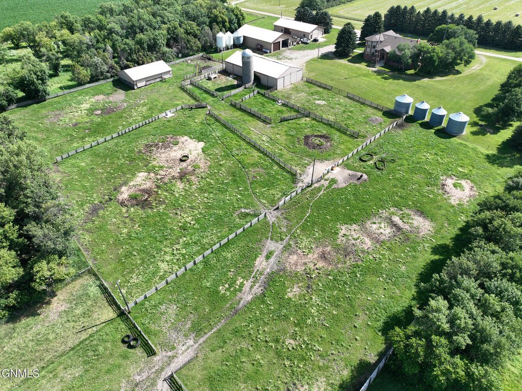 679 38th Avenue NE, Bowdon, ND 58418 photo 21