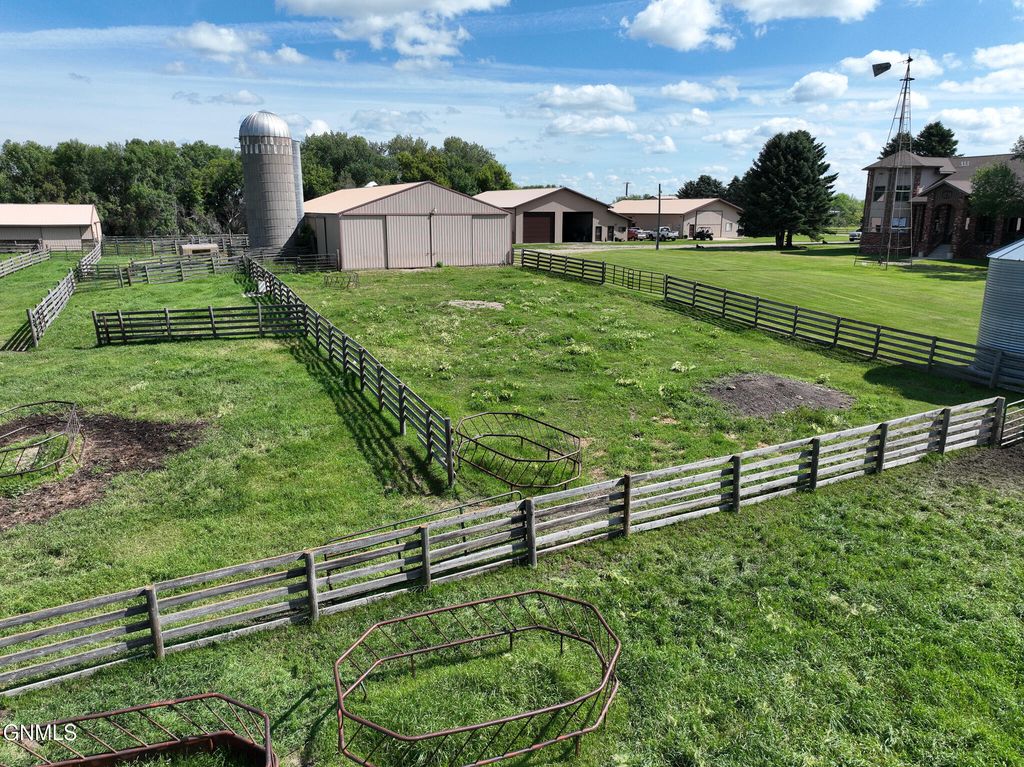 679 38th Avenue NE, Bowdon, ND 58418 photo 23