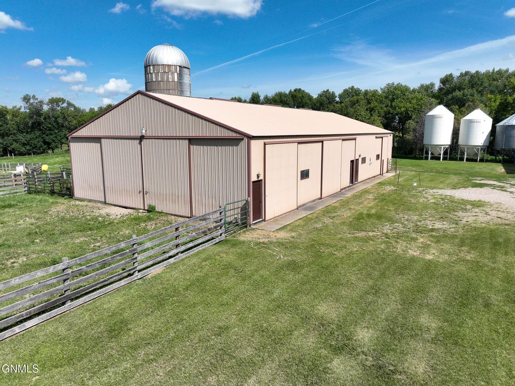 679 38th Avenue NE, Bowdon, ND 58418 photo 27