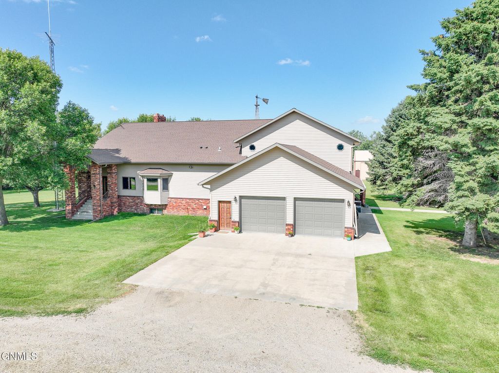 679 38th Avenue NE, Bowdon, ND 58418 photo 29