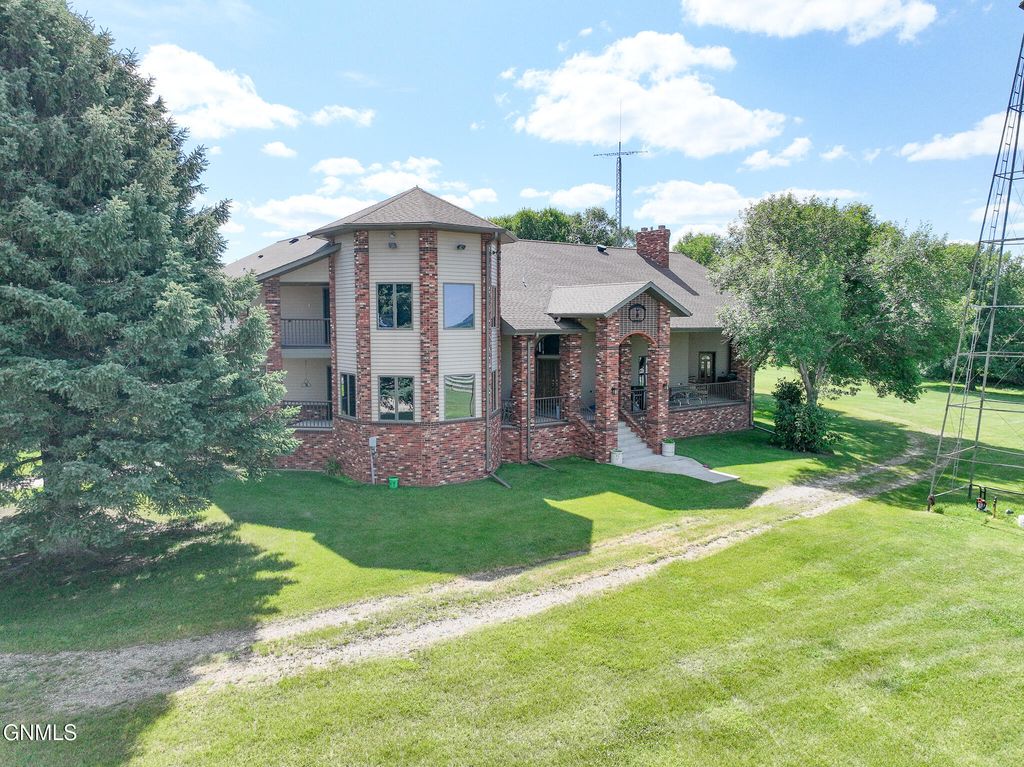 679 38th Avenue NE, Bowdon, ND 58418 photo 30