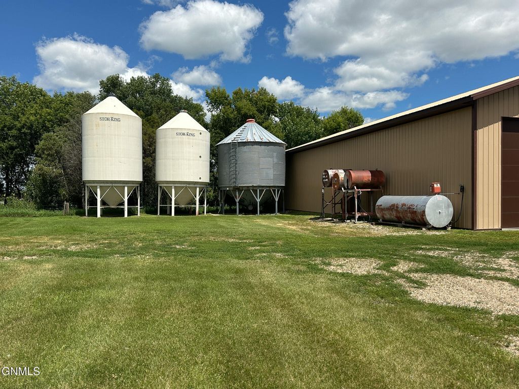 679 38th Avenue NE, Bowdon, ND 58418 photo 41