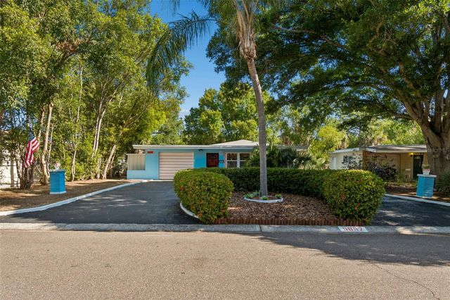 5857 4TH AVENUE N, St Petersburg, FL 33710