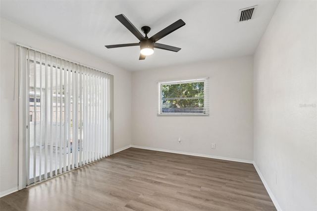 5857 4TH AVENUE N, St Petersburg, FL 33710