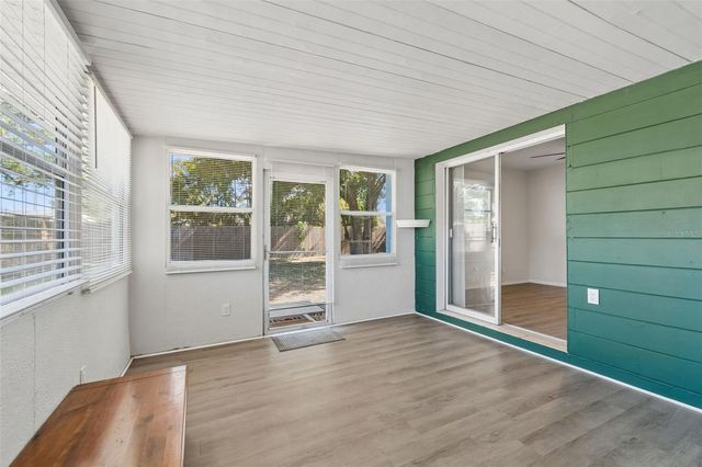 5857 4TH AVENUE N, St Petersburg, FL 33710