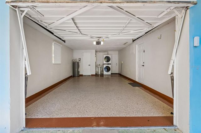 5857 4TH AVENUE N, St Petersburg, FL 33710