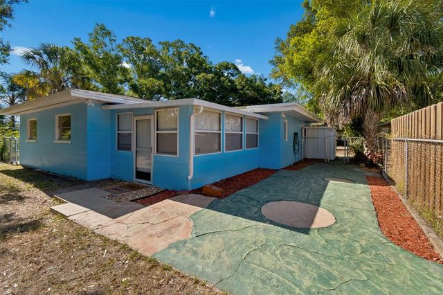 5857 4TH AVENUE N, St Petersburg, FL 33710