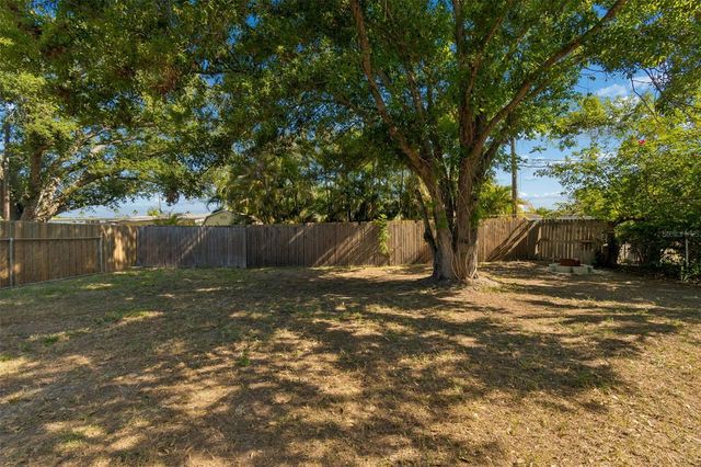 5857 4TH AVENUE N, St Petersburg, FL 33710