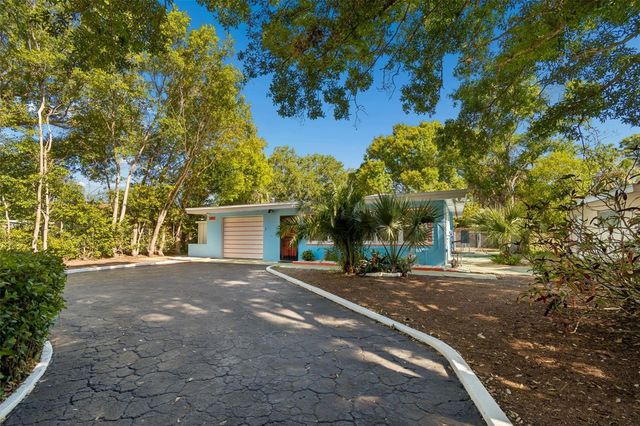 5857 4TH AVENUE N, St Petersburg, FL 33710