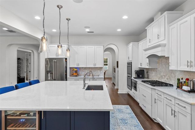 2608 MEADOW GRANGE LANE, Lutz, FL 33559