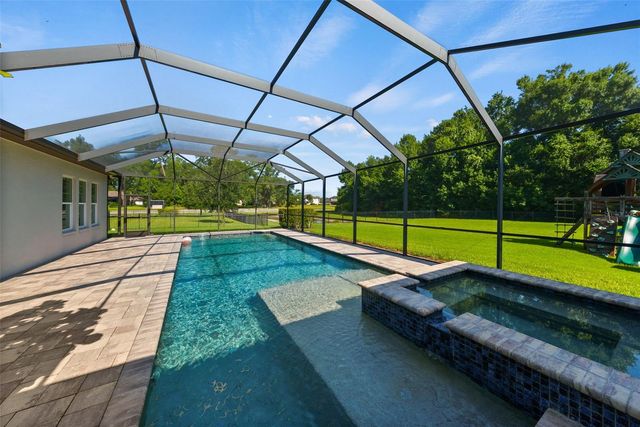 2608 MEADOW GRANGE LANE, Lutz, FL 33559