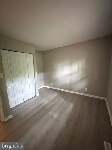 110 EDGEHILL DR, Locust Grove, VA 22508