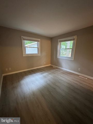 110 EDGEHILL DR, Locust Grove, VA 22508