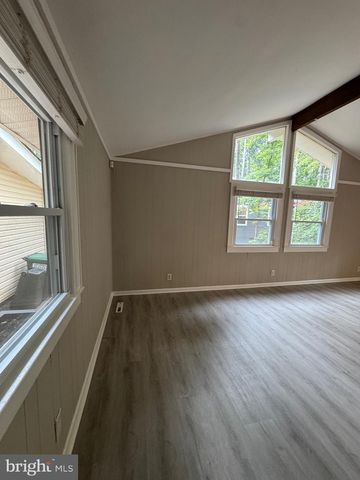 110 EDGEHILL DR, Locust Grove, VA 22508