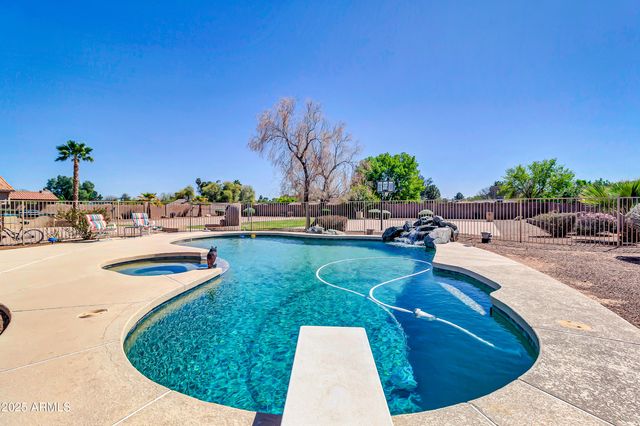 1289 E PALO BLANCO Way, Gilbert, AZ 85296